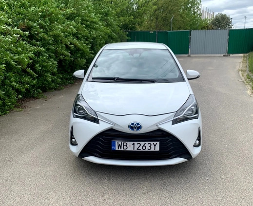 Toyota Yaris cena 56500 przebieg: 50500, rok produkcji 2018 z Pruszków małe 154